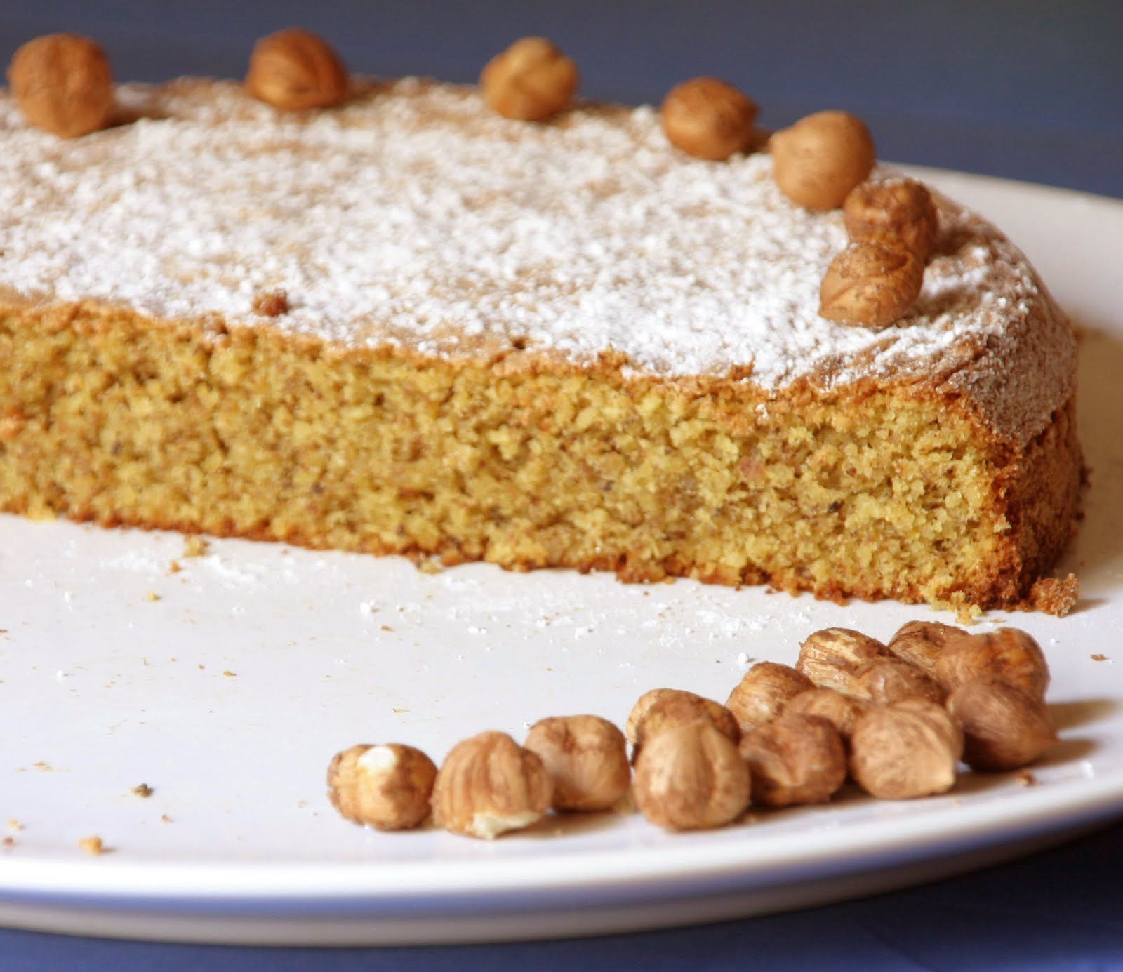 Hero E-bike in Langa with snack hazelnut cake