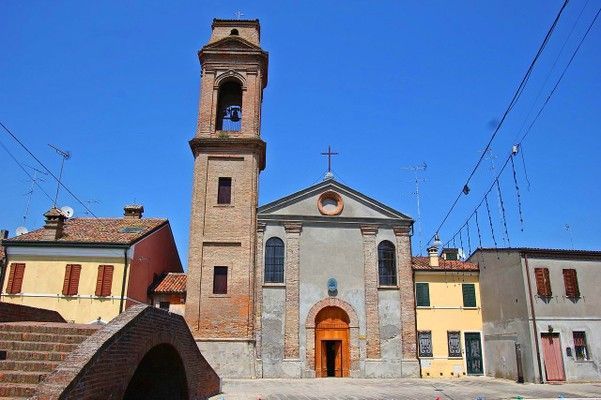 Hero Chiesa del Carmine