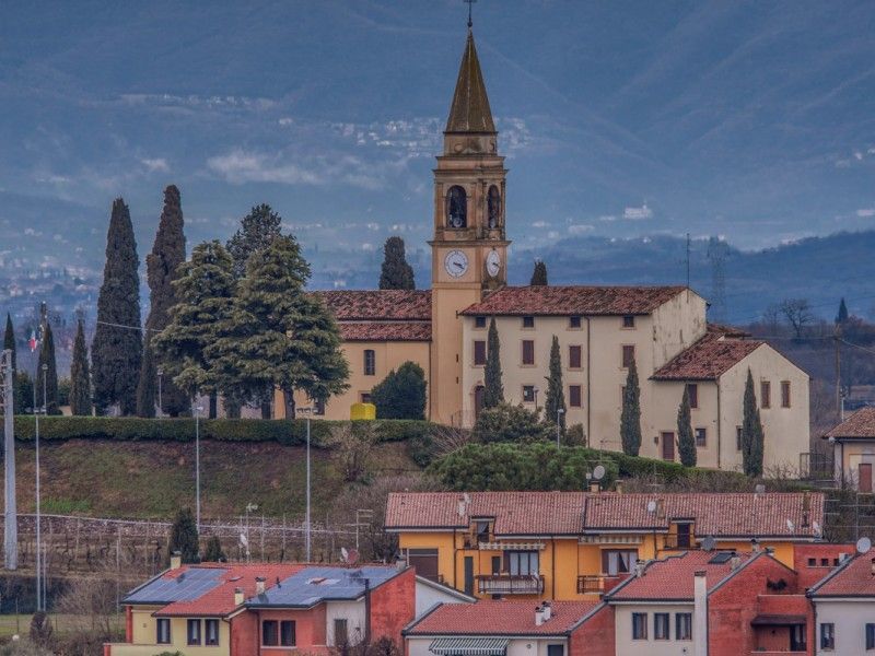Hero Chiesa di Santa Lucia ai Monti