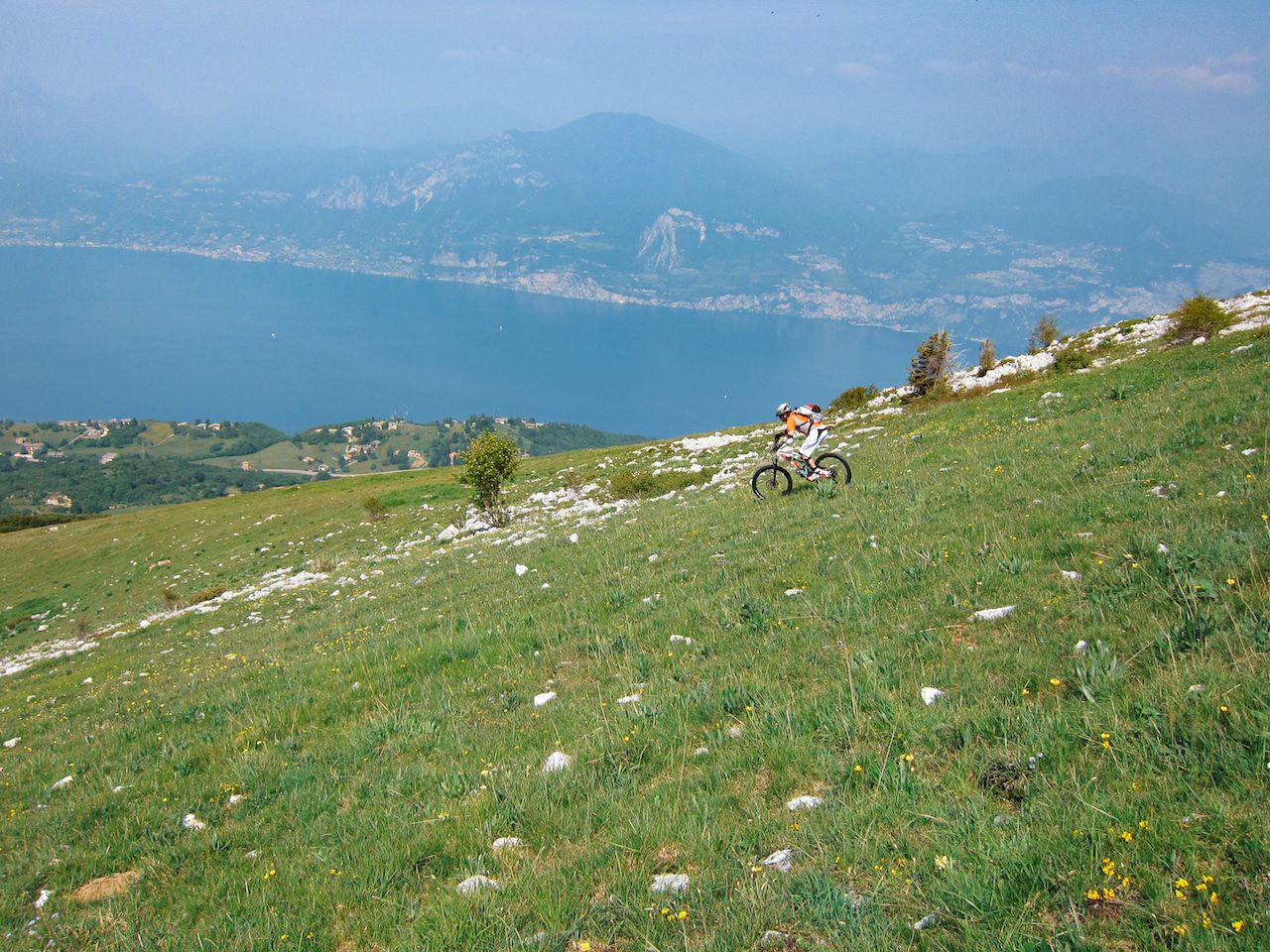 Hero Prada Alta