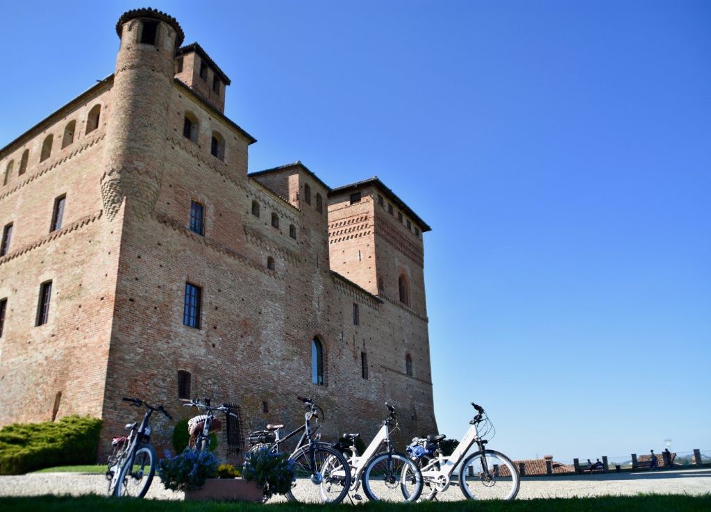 Hero Castello di Grinzane Cavour
