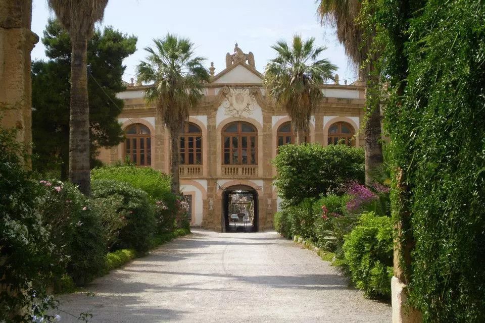 Hero Villa Palagonia