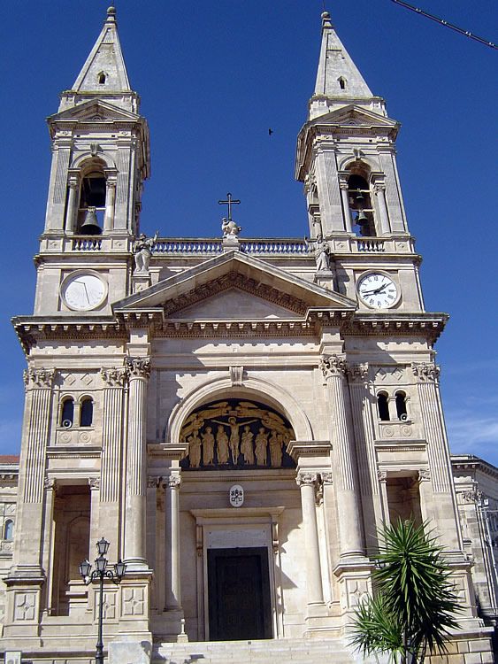 Hero Basilica Minore SS. Medici di Alberobello