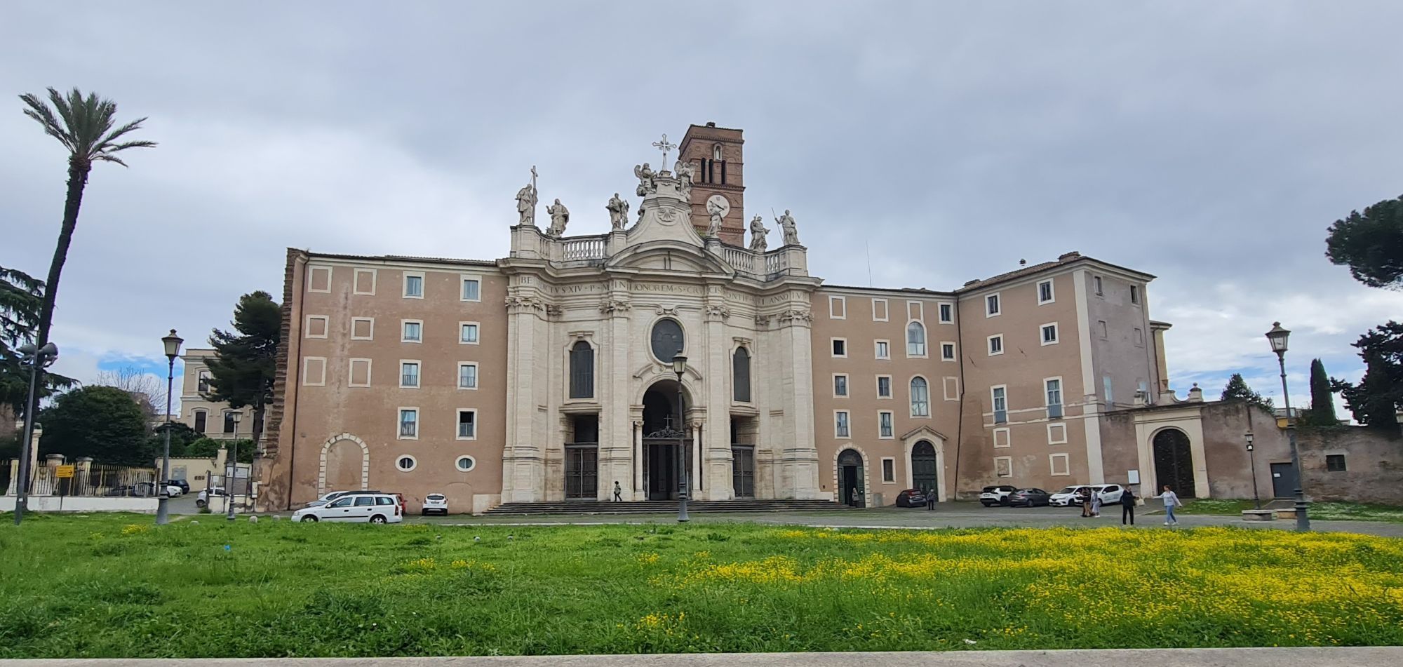 Hero Santa croce in Gerusalemme