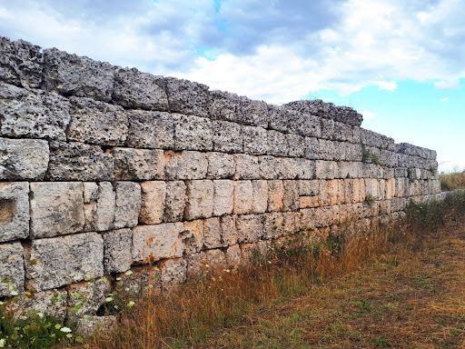 Hero Parco archeologico delle mura messapiche e necropoli (Manduria)