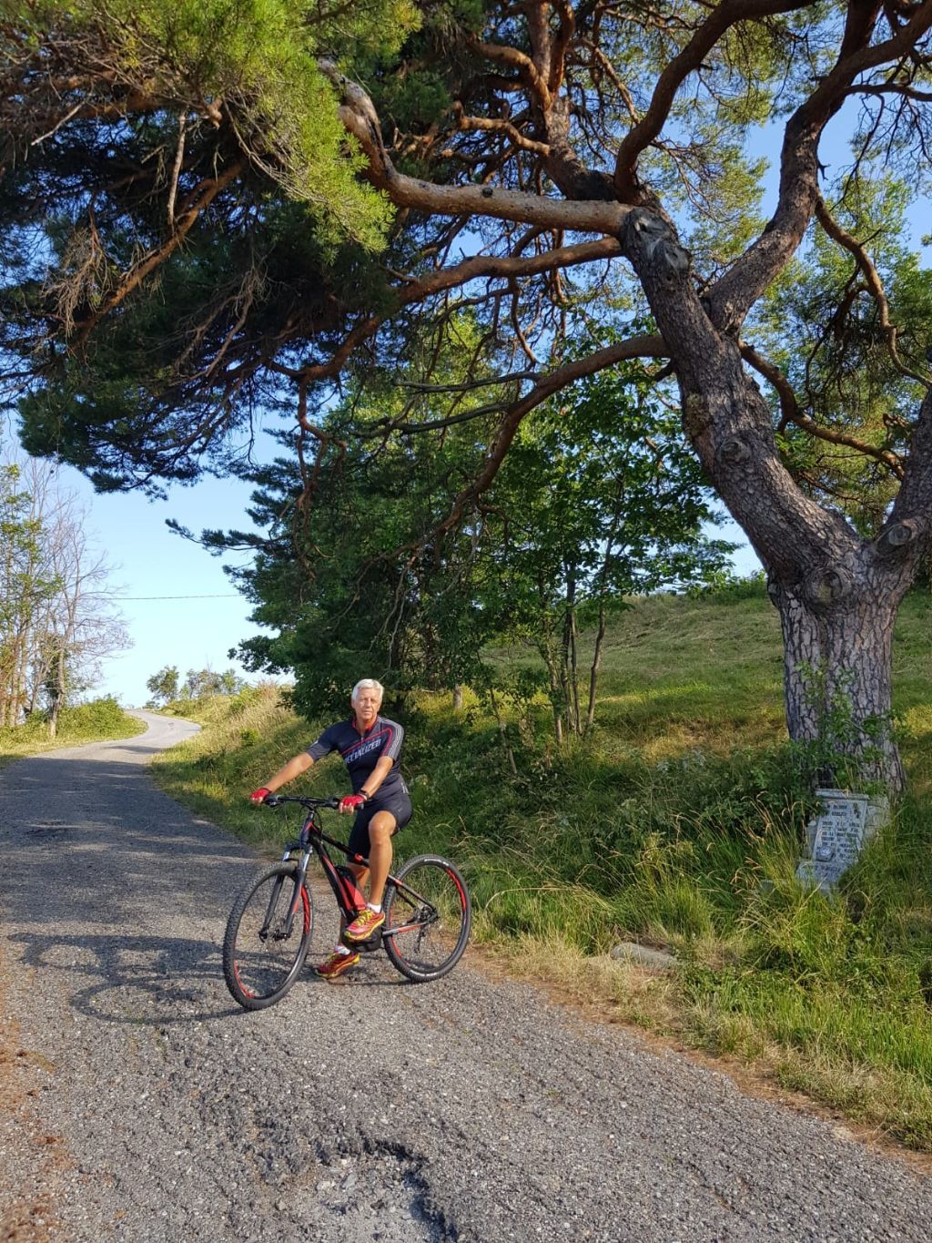 Hero Punto di noleggio ebike BikeSquare - Mongiardino Ligure