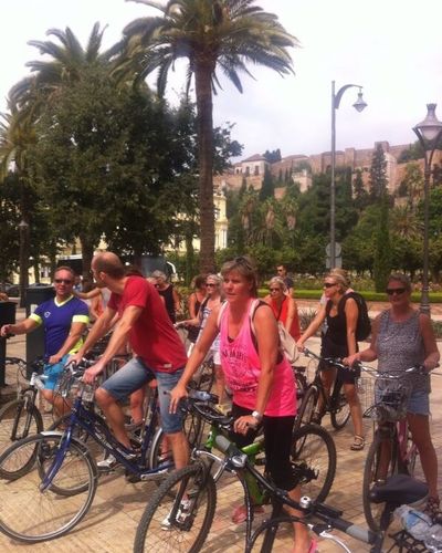 Malaga City E-Bike Tour (included Gibralfaro View Point)