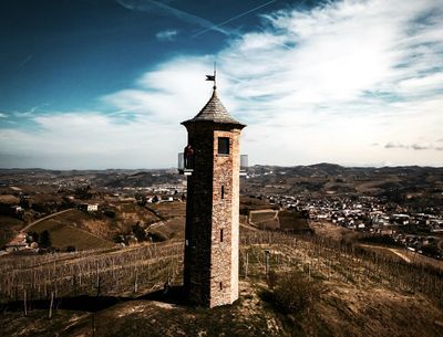 Canelli e la Torre dei Contini
