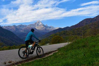 Alla sorgente del Po in ebike