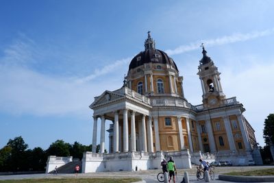 E-bike tour trouhgh Superga and through Turin's city center