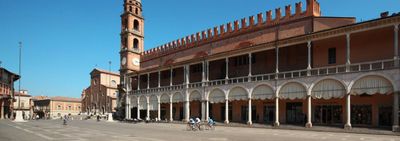 Faenza e le sue prime colline.