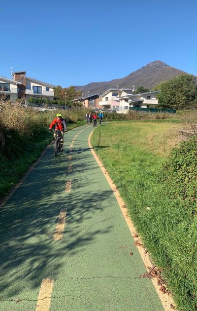 Tour in E-Bike della Valcuvia e Valganna tra Natura Prealpina e borghi d'arte