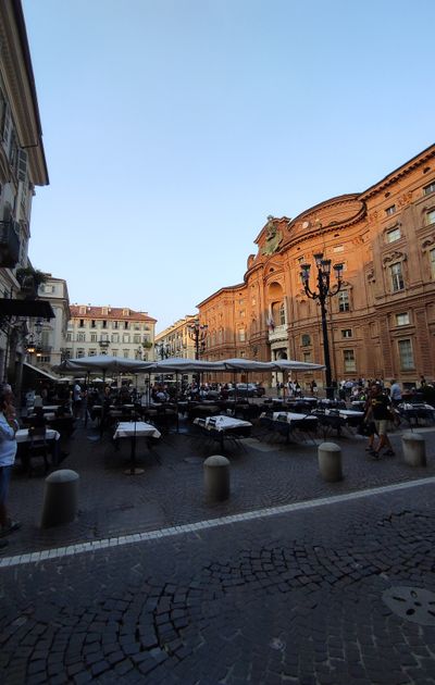 Ebike tour between Moncalieri, the low hill and Turin's city center