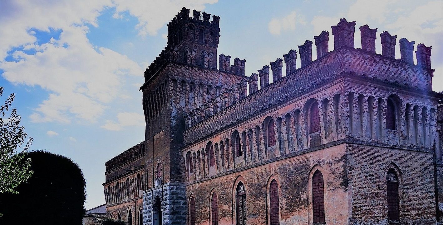 Hero Among the castles of Cremona by ebike