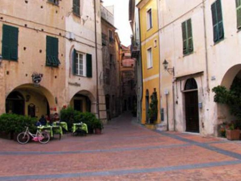 Hero Ciclabile Toirano Borghetto