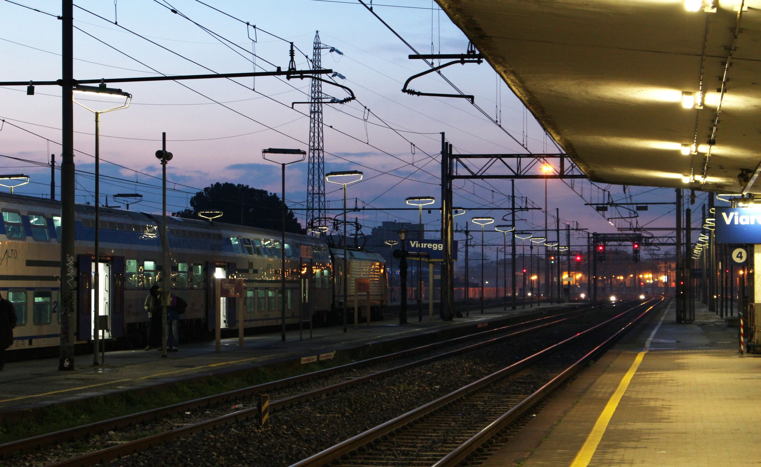 Hero Alba Train Station