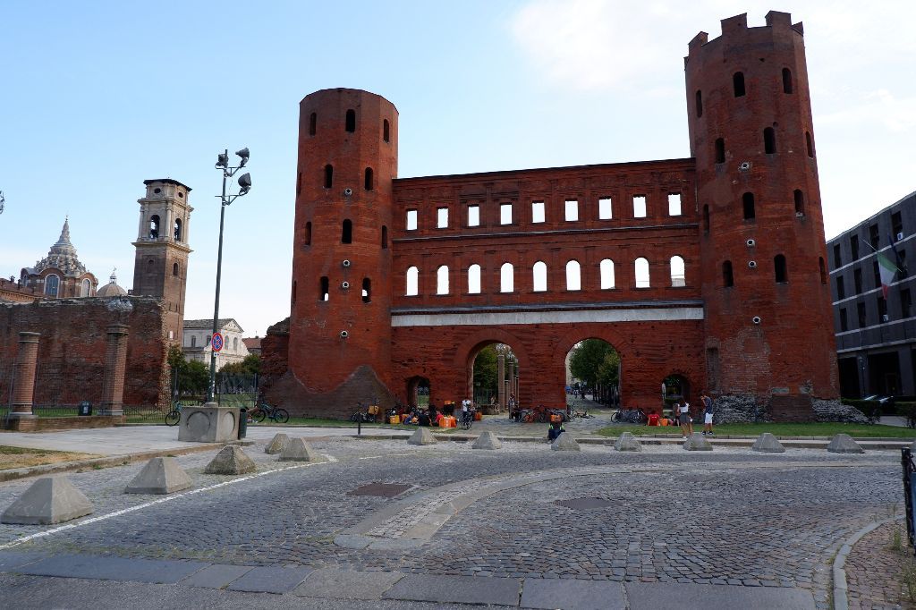 Hero Porte Palatine